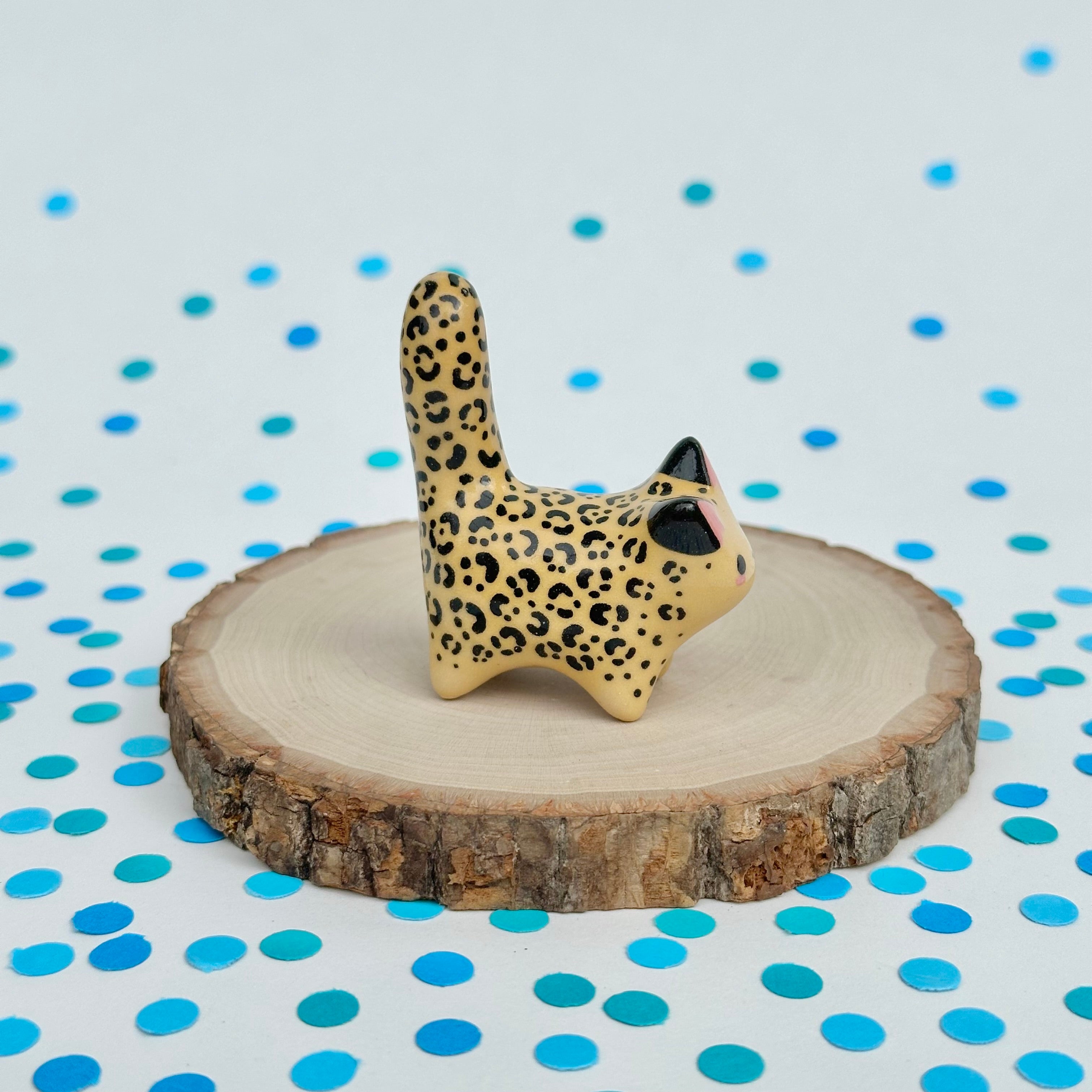 Leopard Mini Mew (Colored Porcelain - Yellow)